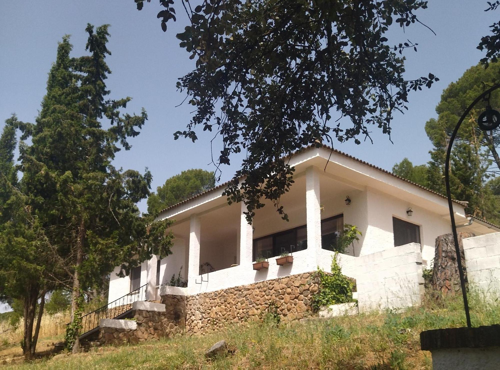 Villa Bonita Casa Blanca En El Bosque. Cordova Esterno foto